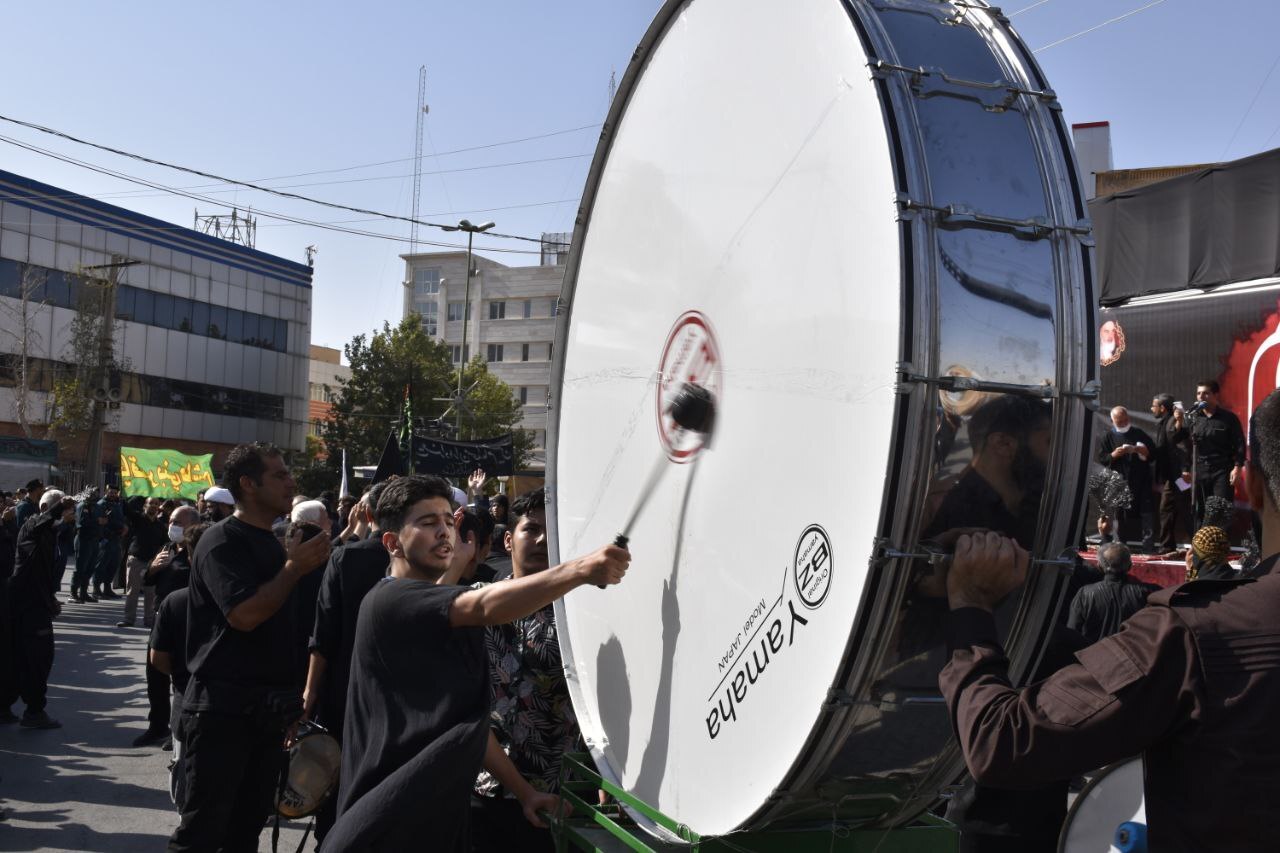 عاشورا, طبل, دسته عزاداری